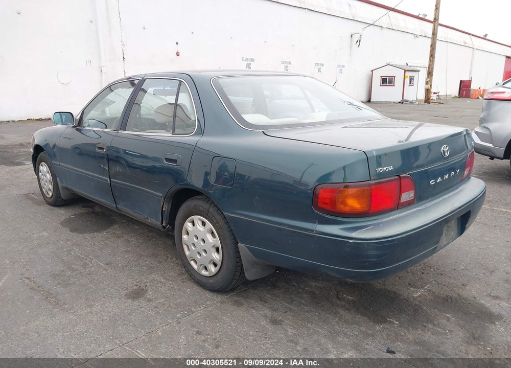 1996 TOYOTA CAMRY DX/LE/XLE VIN: JT2BG12K8T0401298