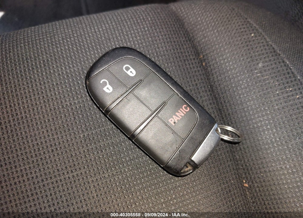 2015 JEEP GRAND CHEROKEE LAREDO VIN: 1C4RJFAGXFC140471
