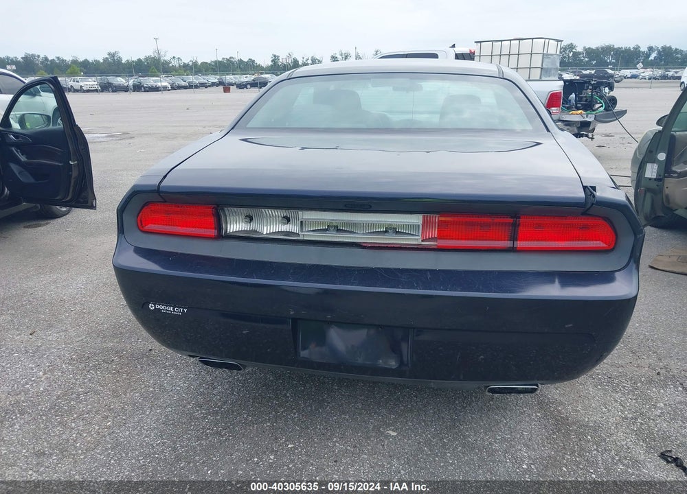 2011 DODGE CHALLENGER VIN: 2B3CJ4DG0BH569889