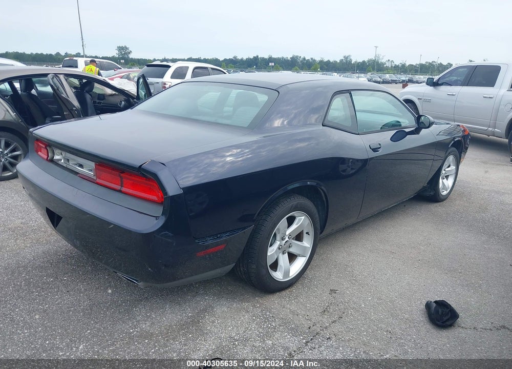 2011 DODGE CHALLENGER VIN: 2B3CJ4DG0BH569889