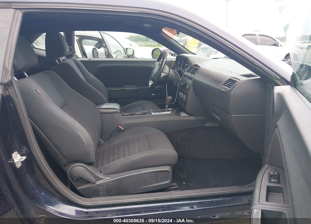 2011 DODGE CHALLENGER VIN: 2B3CJ4DG0BH569889