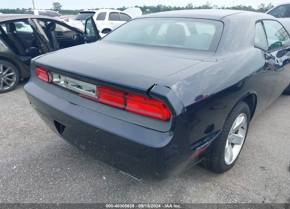 2011 DODGE CHALLENGER VIN: 2B3CJ4DG0BH569889