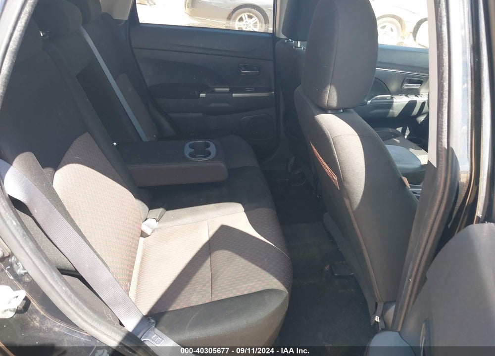 2018 MITSUBISHI OUTLANDER SPORT 2.0 ES VIN: JA4AR3AU1JZ017801