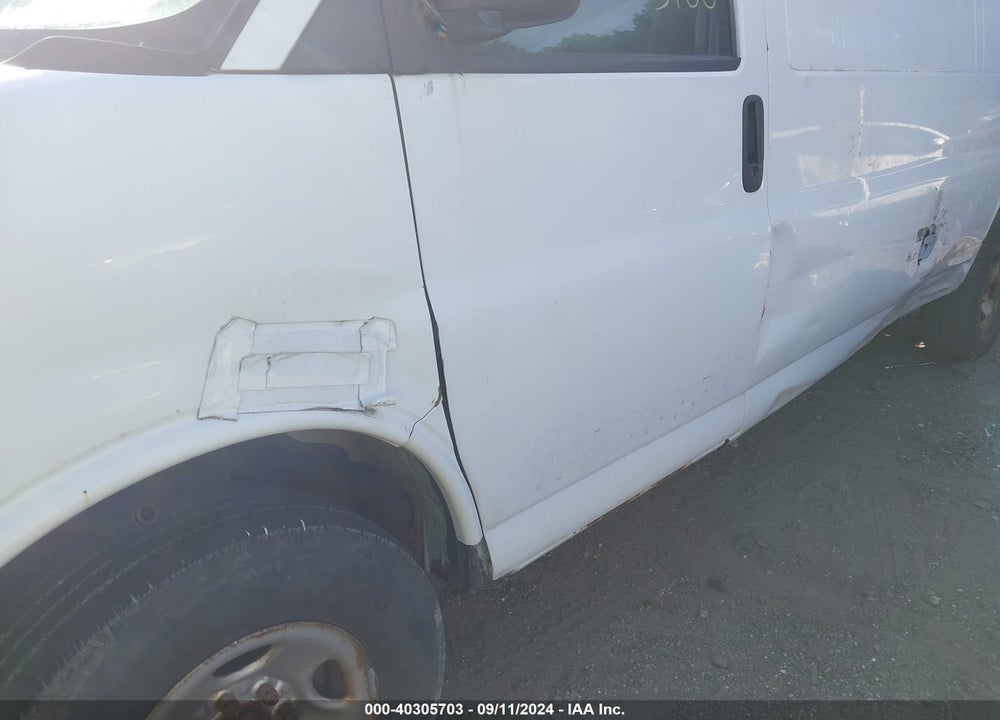 2009 CHEVROLET EXPRESS 2500 WORK VAN VIN: 1GCGG29C191121744