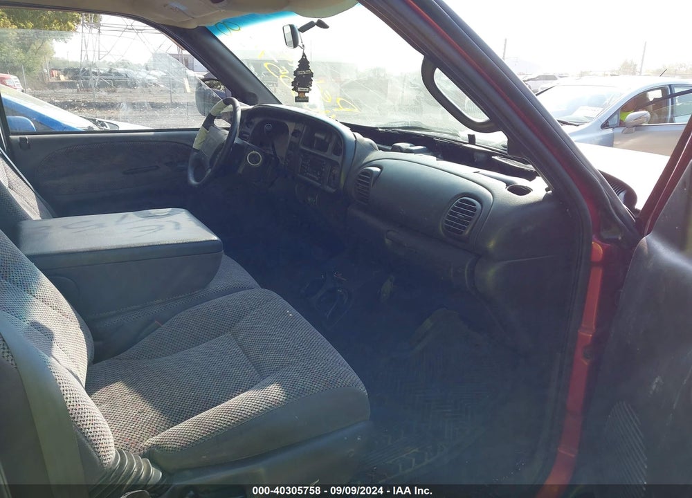 1998 DODGE RAM 1500 ST VIN: 1B7HC13Z6WJ122021