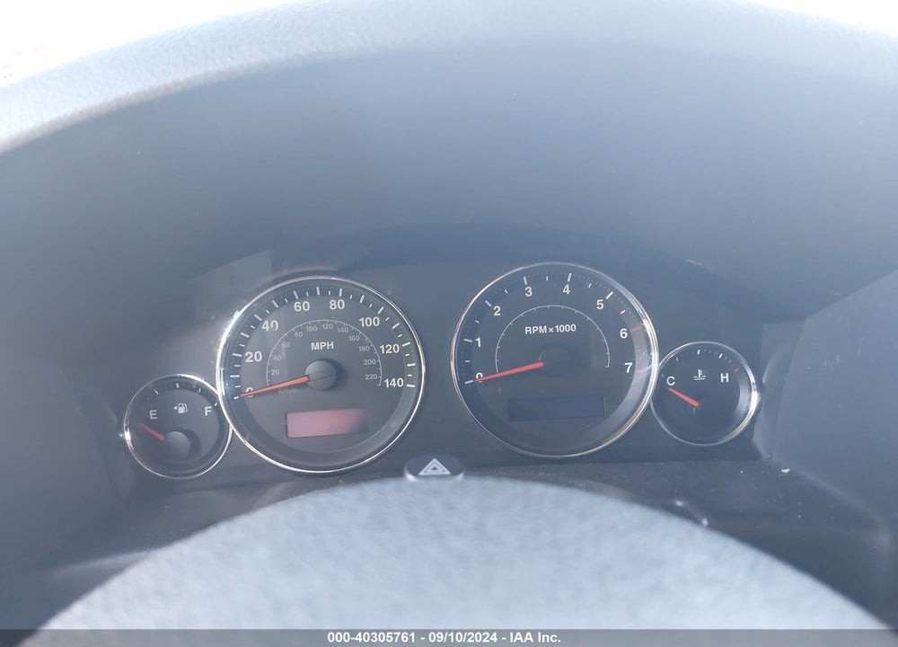 2007 JEEP COMMANDER SPORT VIN: 1J8HG48K67C669998