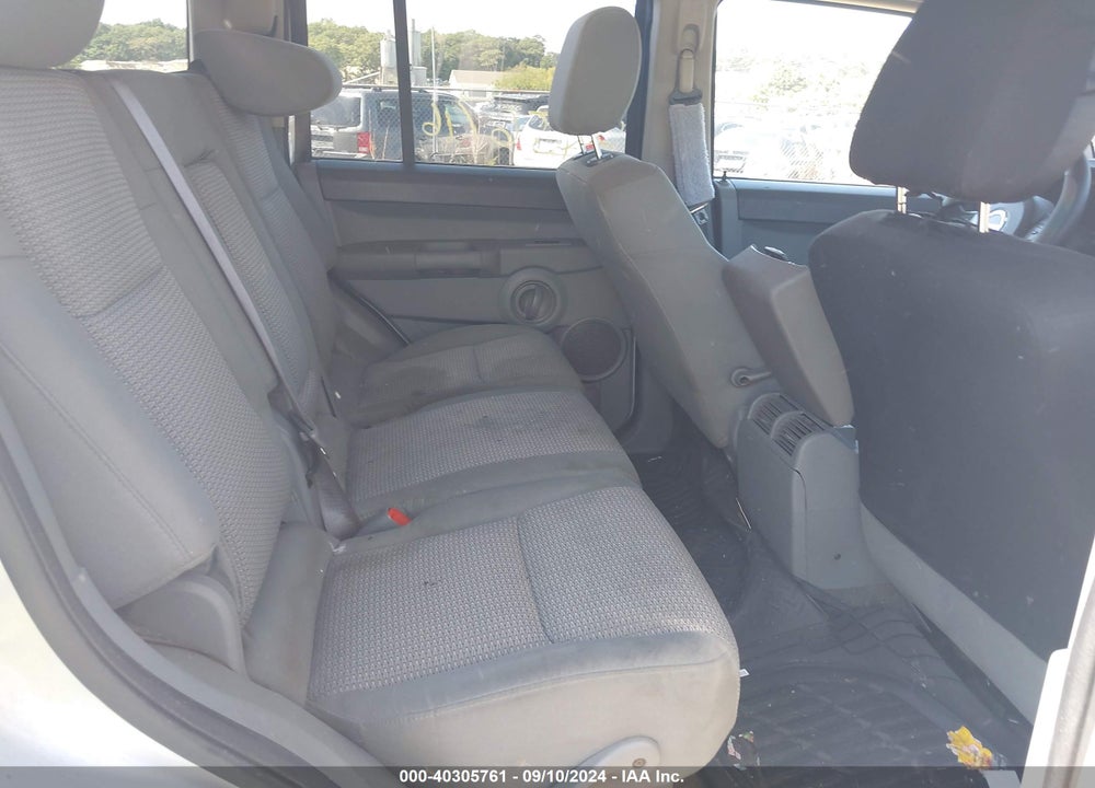 2007 JEEP COMMANDER SPORT VIN: 1J8HG48K67C669998