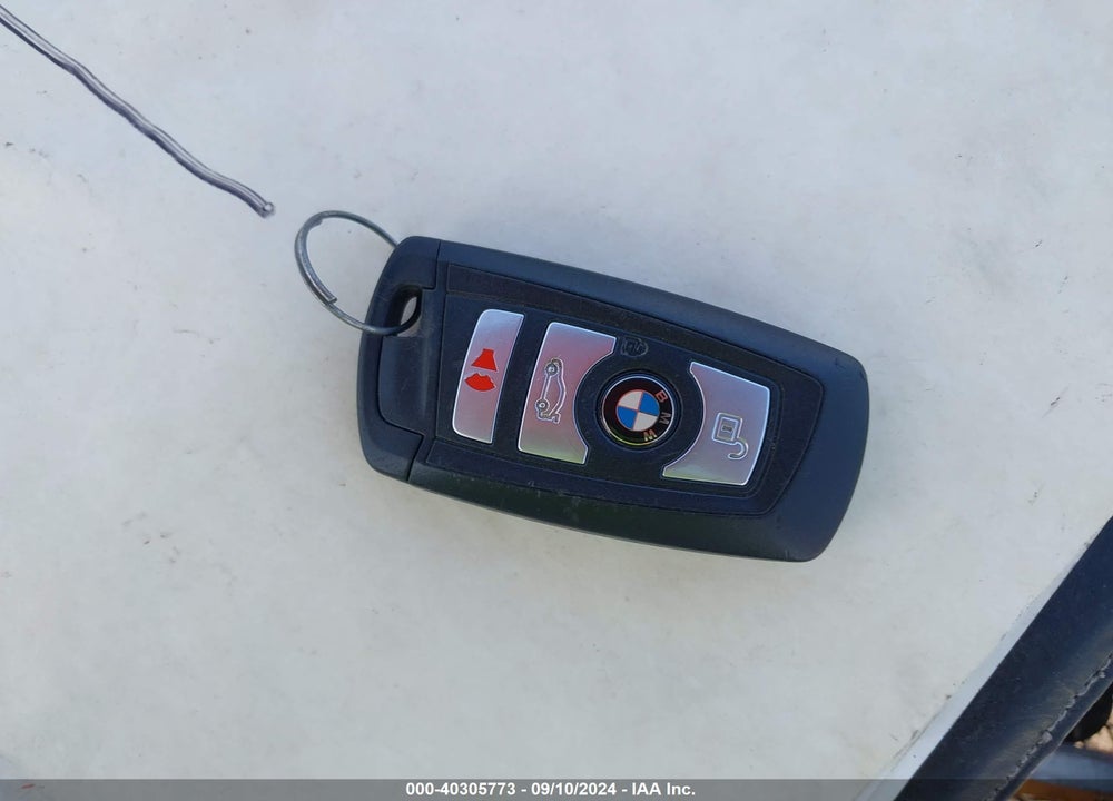 2016 BMW 320I VIN: WBA8A9C57GK618780