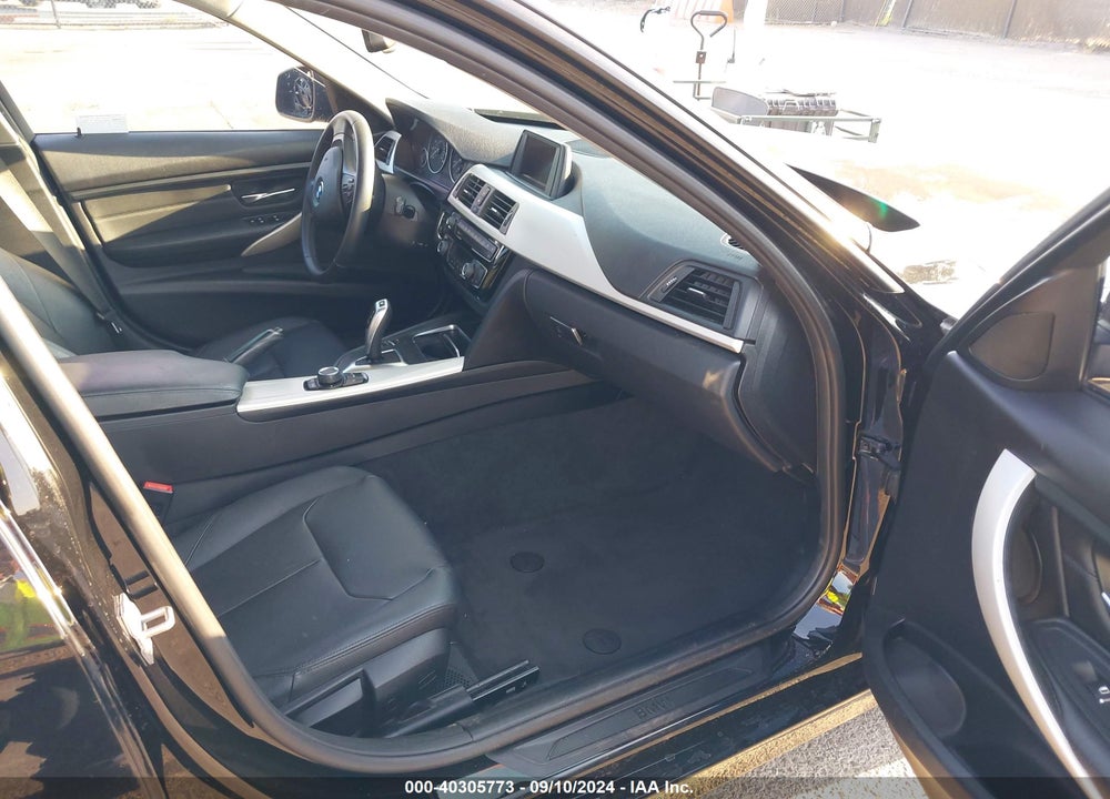 2016 BMW 320I VIN: WBA8A9C57GK618780