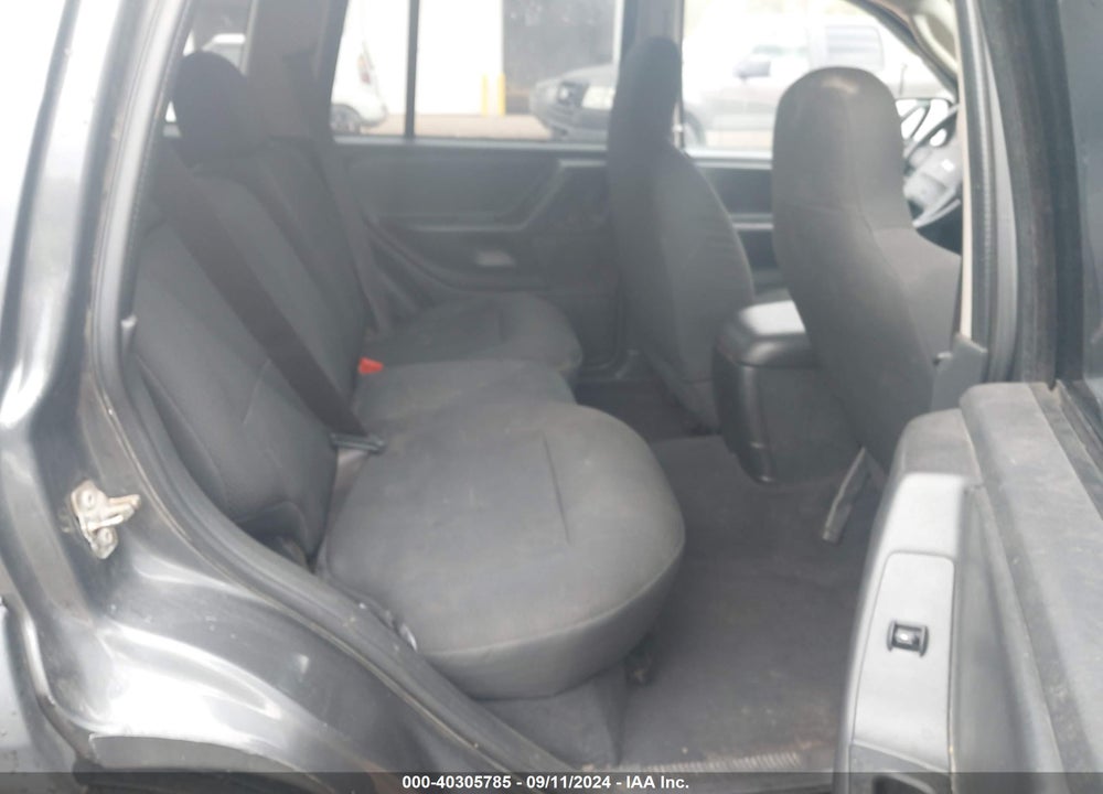 2004 JEEP GRAND CHEROKEE LAREDO VIN: 1J4GW48S84C103837