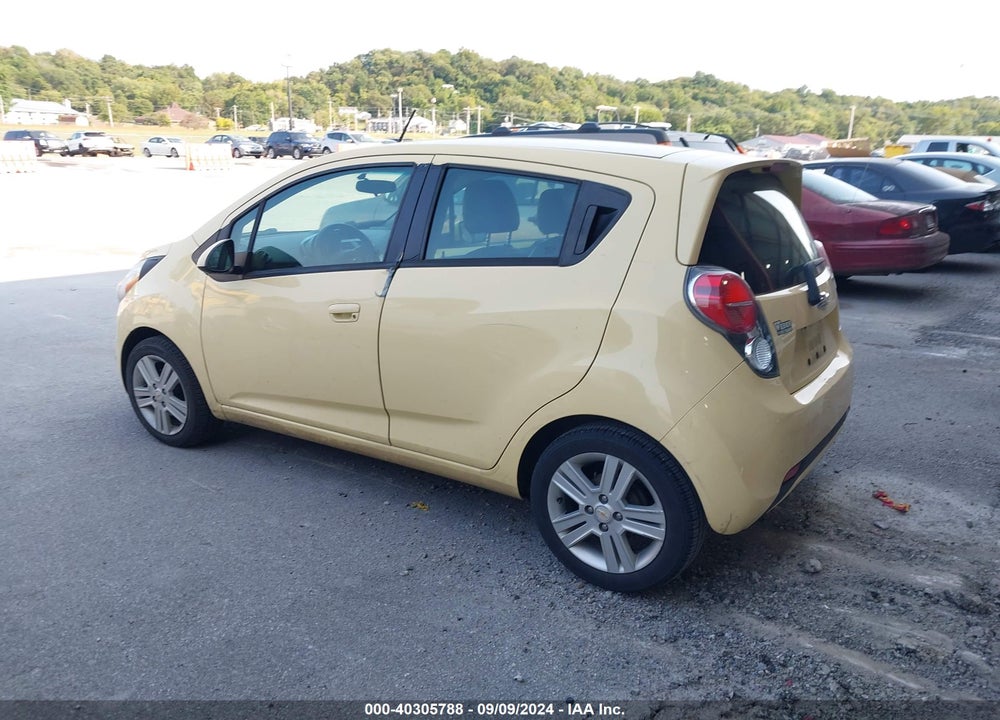 2014 CHEVROLET SPARK 1LT AUTO VIN: KL8CD6S95EC400182