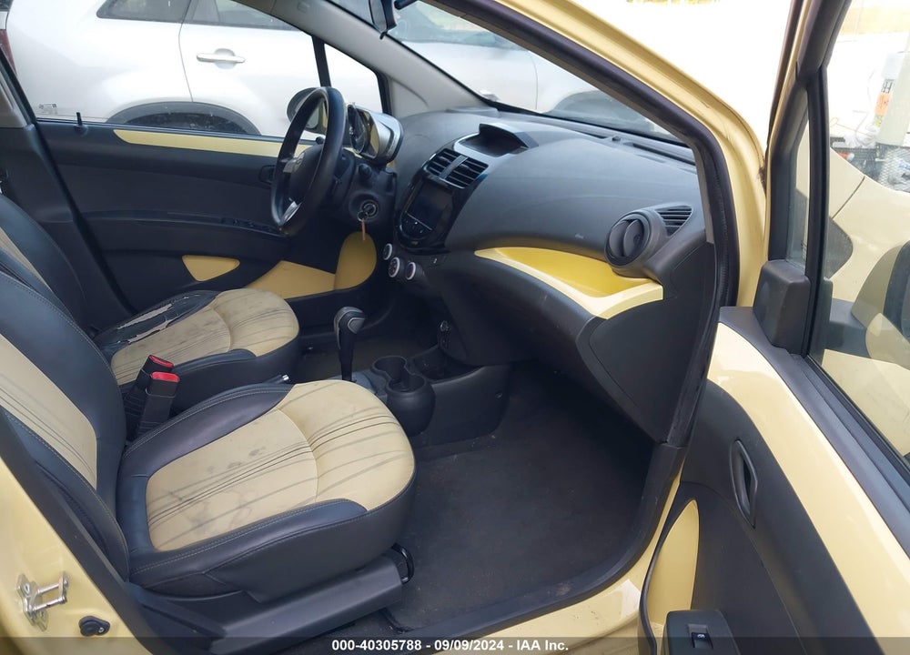 2014 CHEVROLET SPARK 1LT AUTO VIN: KL8CD6S95EC400182