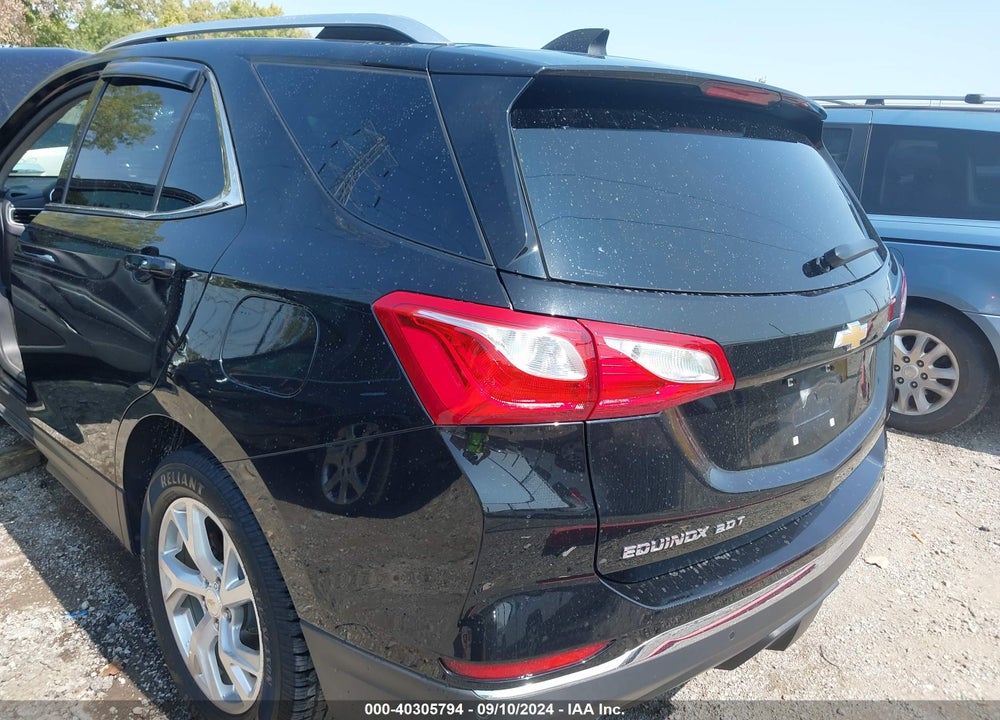 2018 CHEVROLET EQUINOX LT VIN: 2GNAXKEX5J6242235
