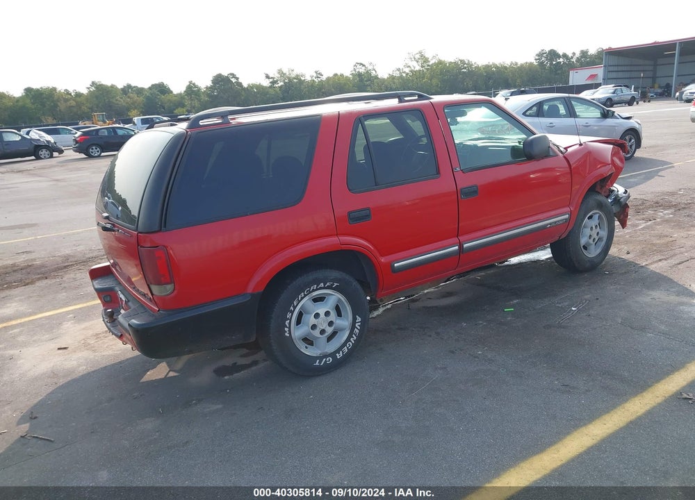 2000 CHEVROLET BLAZER LS VIN: 1GNDT13W2Y2224148