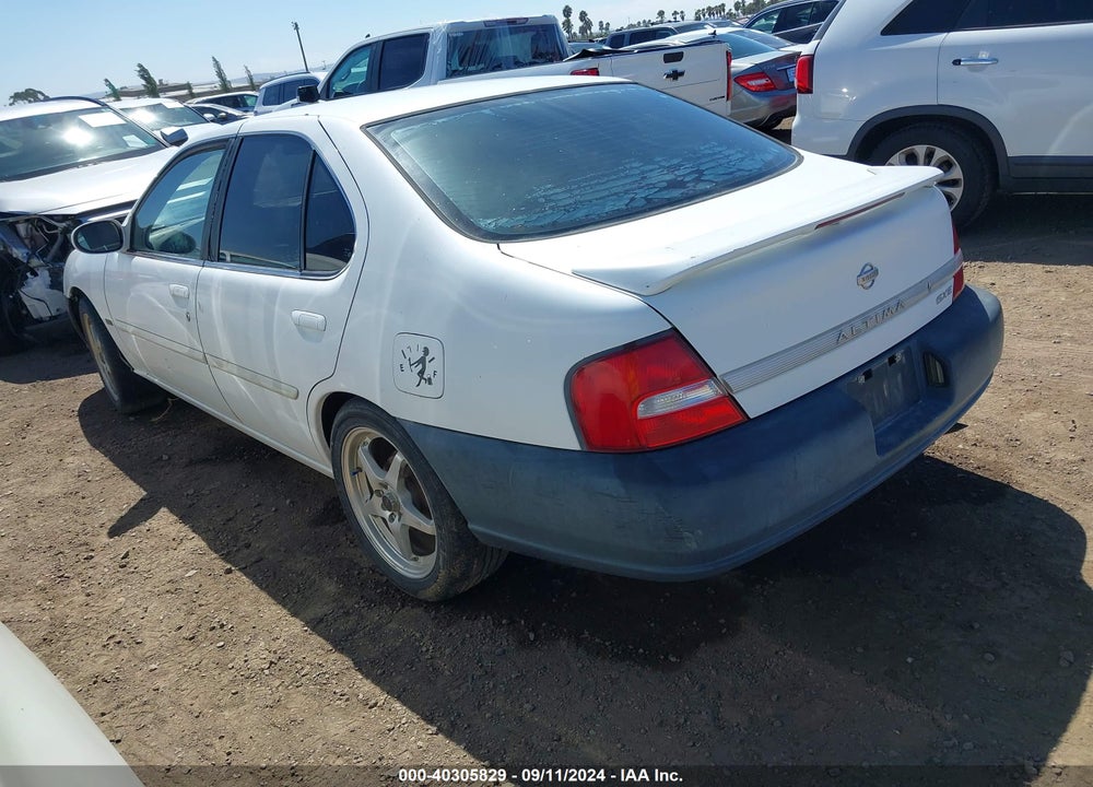 2001 NISSAN ALTIMA GXE VIN: 1N4DL01D11C229464