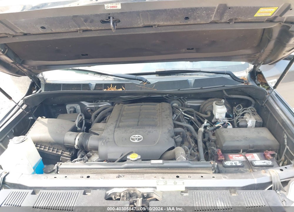 2016 TOYOTA TUNDRA LIMITED 5.7L V8 VIN: 5TFBY5F17GX492428