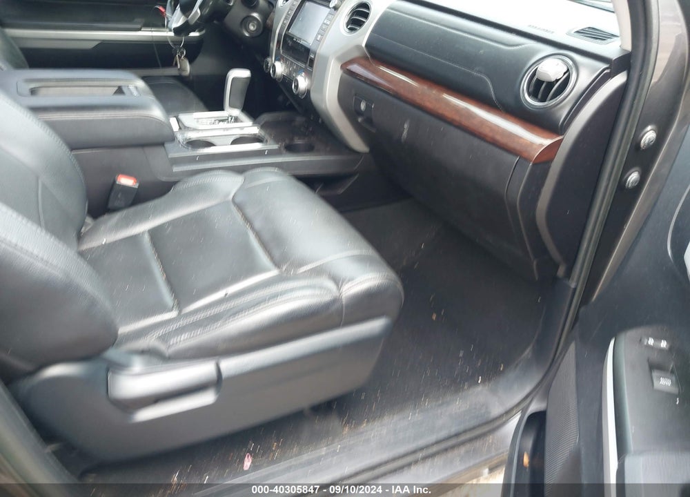 2016 TOYOTA TUNDRA LIMITED 5.7L V8 VIN: 5TFBY5F17GX492428