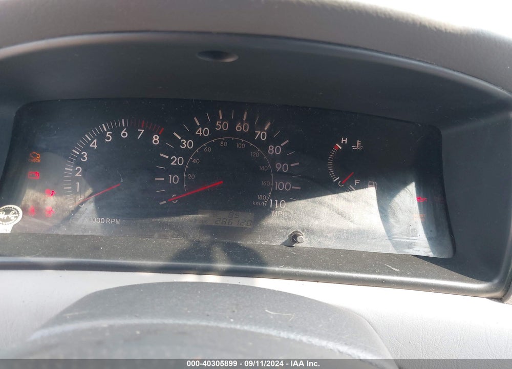 2007 TOYOTA COROLLA LE VIN: 1NXBR30EX7Z787176