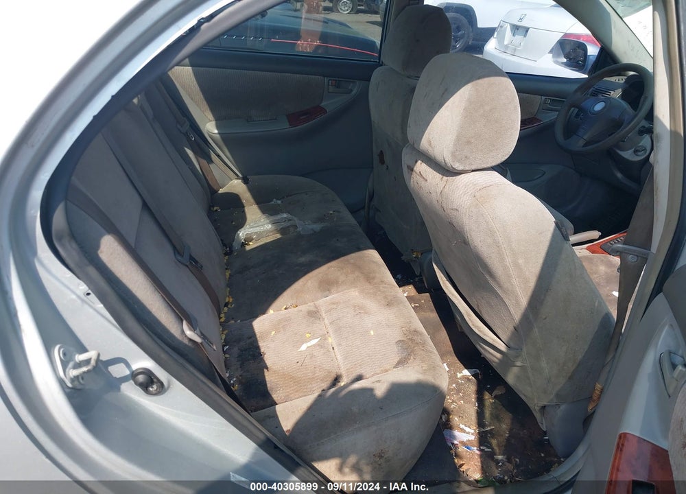 2007 TOYOTA COROLLA LE VIN: 1NXBR30EX7Z787176