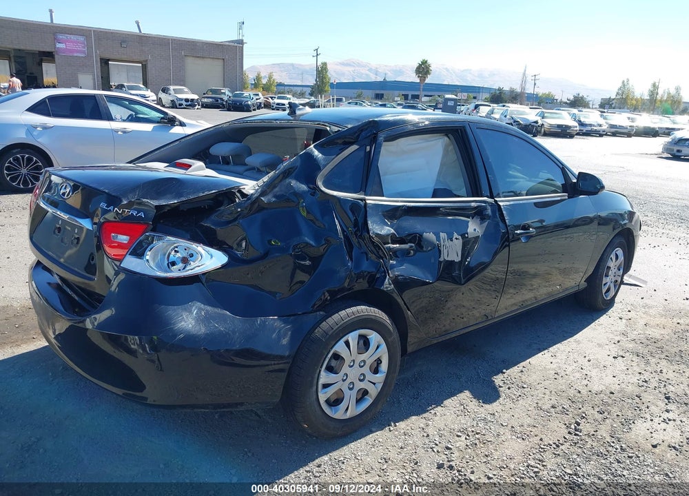2010 HYUNDAI ELANTRA GLS VIN: KMHDU4AD5AU157222