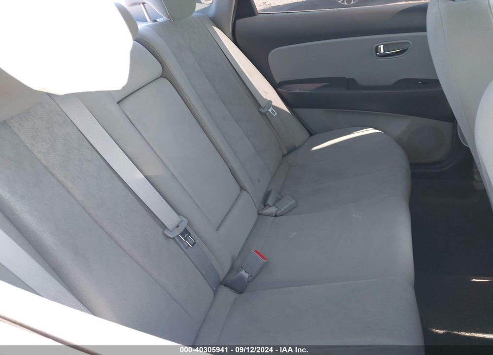 2010 HYUNDAI ELANTRA GLS VIN: KMHDU4AD5AU157222