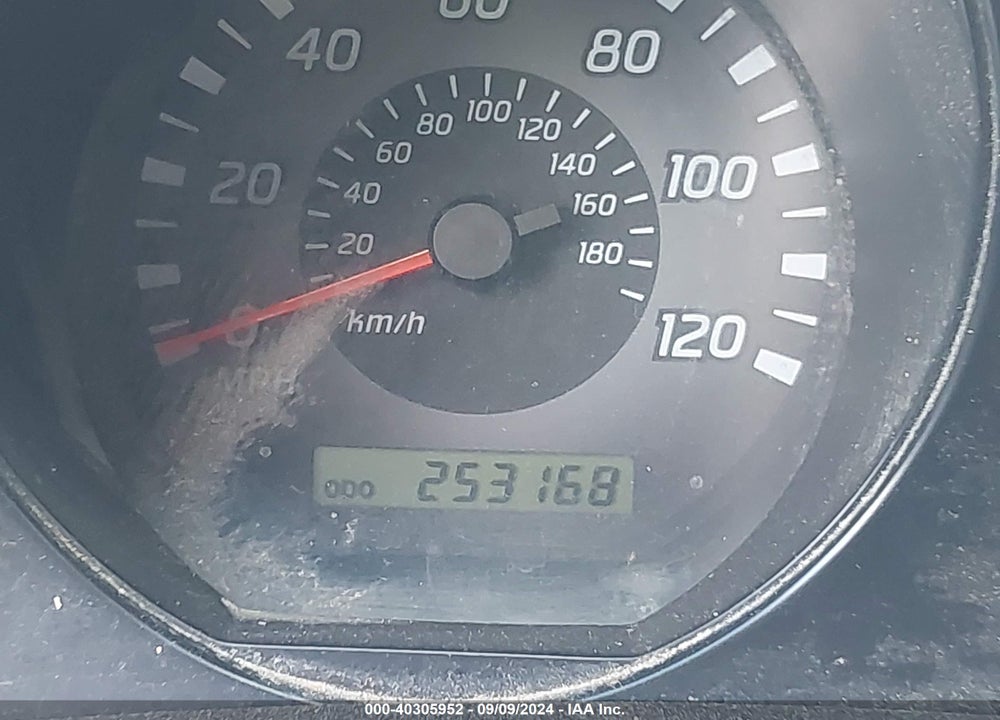 2002 NISSAN FRONTIER XE-V6 VIN: 1N6ED29X92C323323