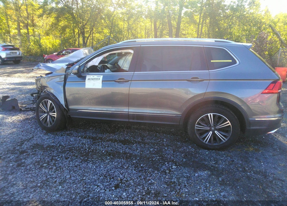 2019 VOLKSWAGEN TIGUAN 2.0T SEL/2.0T SEL R-LINE/2.0T SEL R-LINE BLACK/SE VIN: 3VV2B7AX0KM038059
