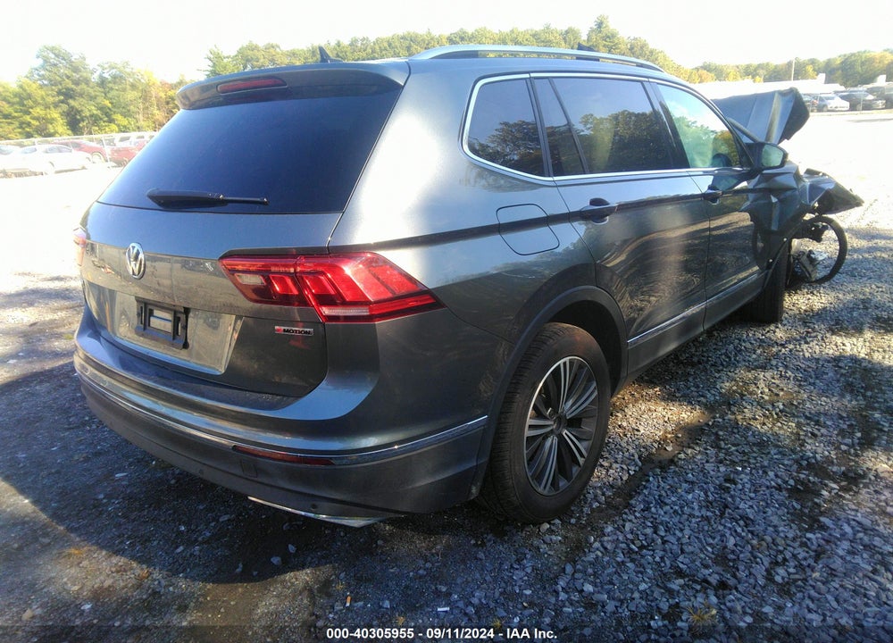 2019 VOLKSWAGEN TIGUAN 2.0T SEL/2.0T SEL R-LINE/2.0T SEL R-LINE BLACK/SE VIN: 3VV2B7AX0KM038059