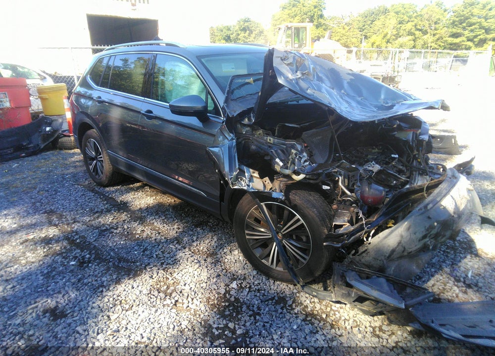 2019 VOLKSWAGEN TIGUAN 2.0T SEL/2.0T SEL R-LINE/2.0T SEL R-LINE BLACK/SE VIN: 3VV2B7AX0KM038059