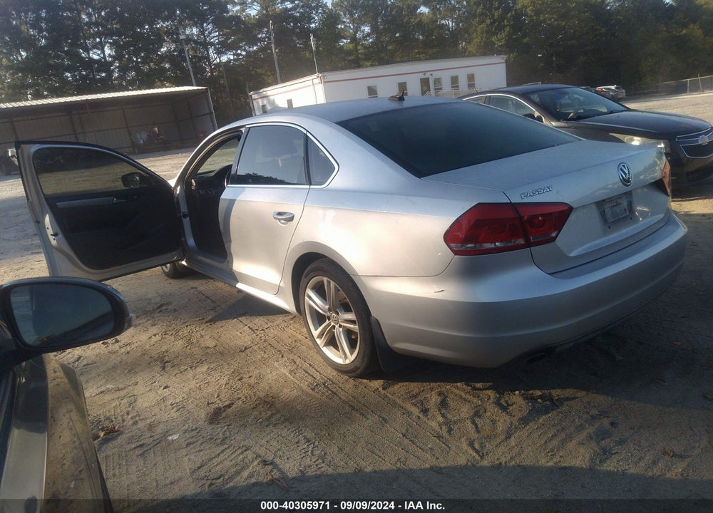 2014 VOLKSWAGEN PASSAT 1.8T SE VIN: 1VWBS7A38EC045162