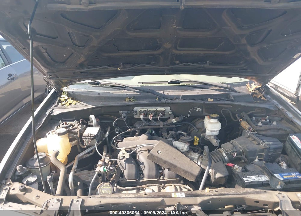 2007 FORD ESCAPE LIMITED VIN: 1FMCU04197KA51107