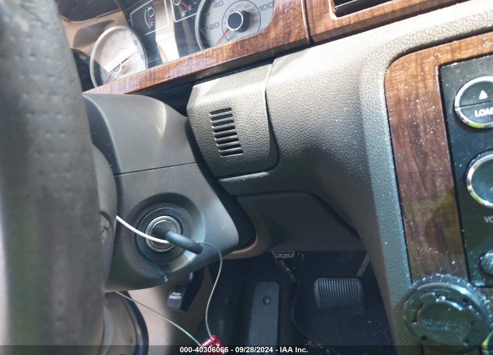 2008 FORD TAURUS LIMITED VIN: 1FAHP25W28G166858