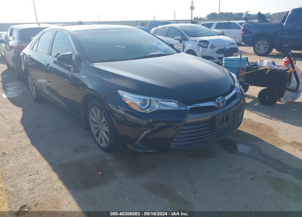 2015 TOYOTA CAMRY HYBRID XLE VIN: 4T1BD1FK9FU156529