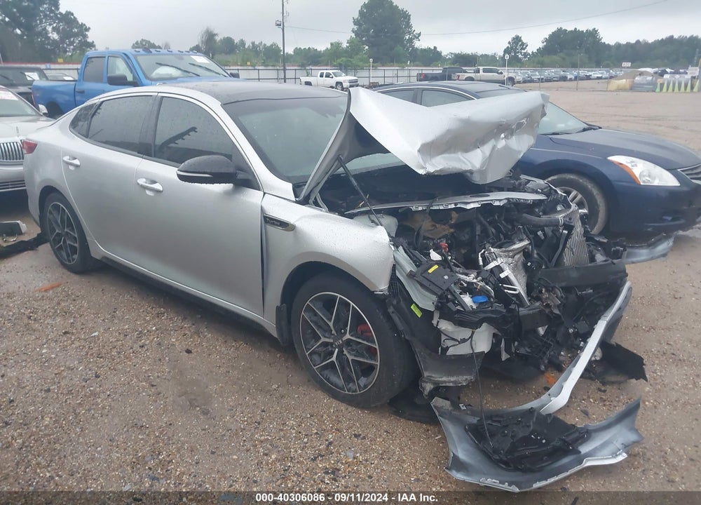 2019 KIA OPTIMA SX TURBO VIN: 5XXGW4L25KG313581