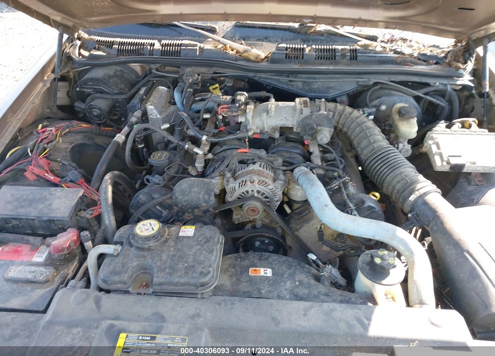 2005 FORD CROWN VICTORIA POLICE VIN: 2FAHP71W15X106661