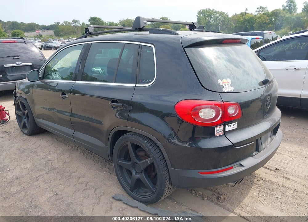 2009 VOLKSWAGEN TIGUAN SE VIN: WVGAV75NX9W523714