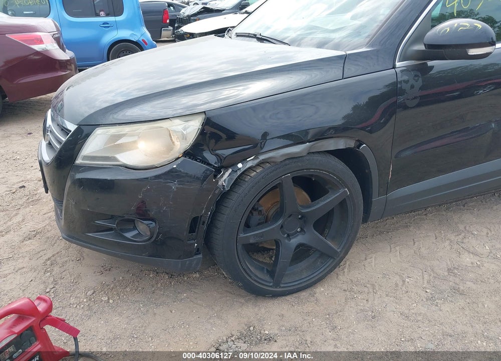 2009 VOLKSWAGEN TIGUAN SE VIN: WVGAV75NX9W523714