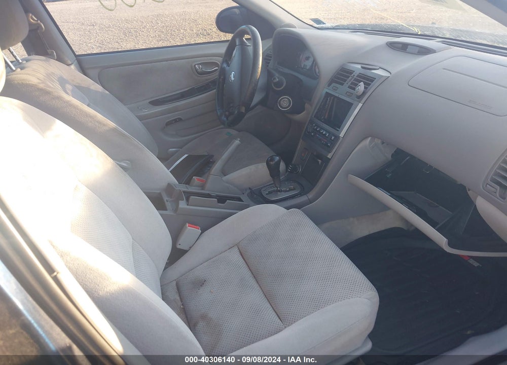 2003 NISSAN MAXIMA SE VIN: JN1DA31D63T514636