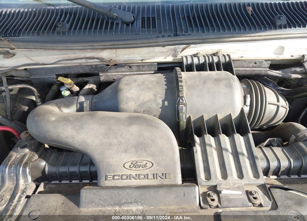 2000 FORD E-150 COMMERCIAL/RECREATIONAL VIN: 1FTRE1425YHB91518
