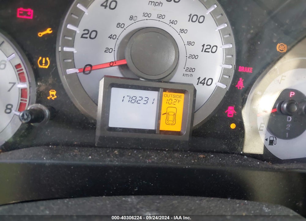 2013 HONDA PILOT EX-L VIN: 5FNYF3H59DB013212