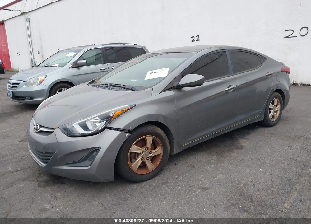 2014 HYUNDAI ELANTRA VIN: 5NPDH4AEXEH501872