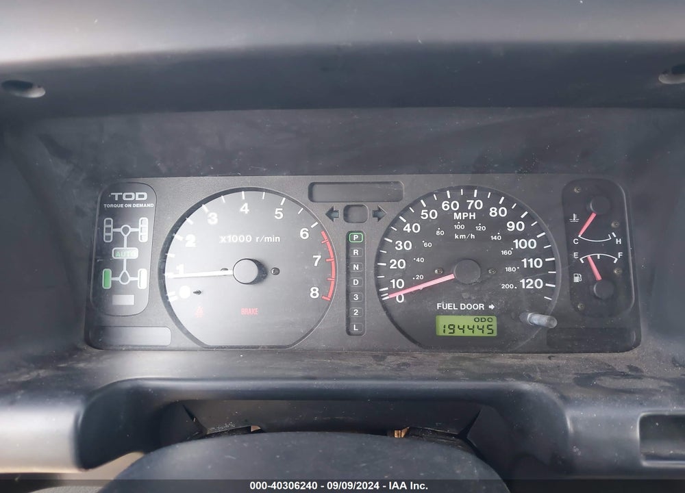 1999 ISUZU TROOPER S VIN: JACDJ58X4X7927435