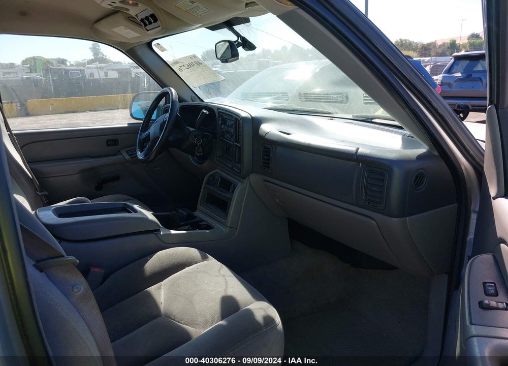 2005 GMC YUKON XL 1500 SLE VIN: 1GKFK16Z05J154990