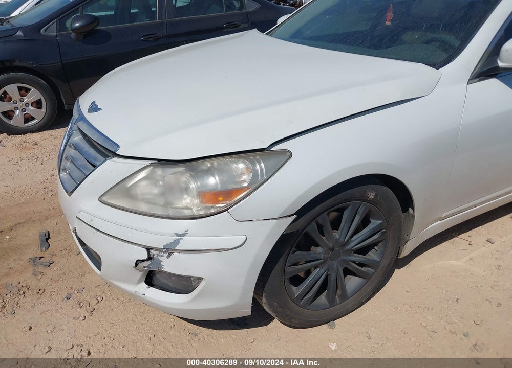 2011 HYUNDAI GENESIS 3.8 VIN: KMHGC4DE8BU142932
