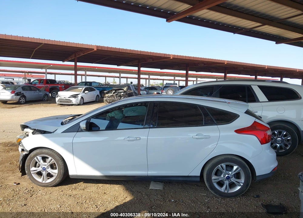 2014 FORD FOCUS SE VIN: 1FADP3K28EL163617