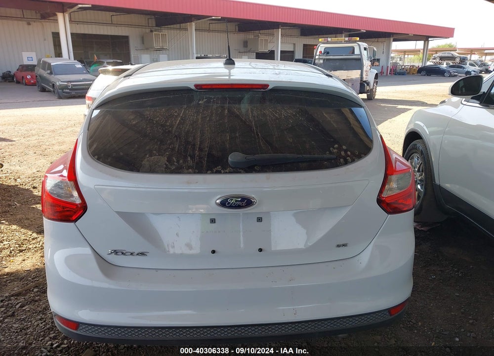 2014 FORD FOCUS SE VIN: 1FADP3K28EL163617