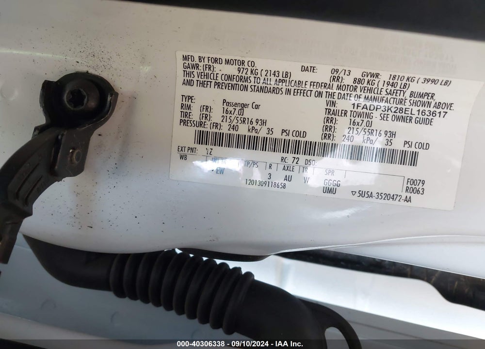 2014 FORD FOCUS SE VIN: 1FADP3K28EL163617