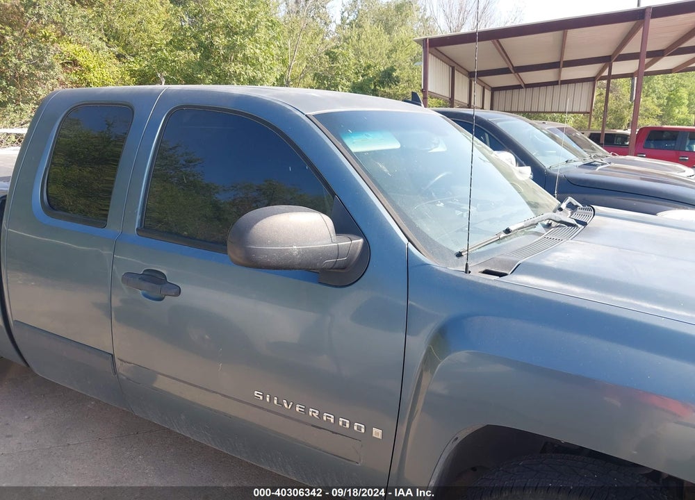 2007 CHEVROLET SILVERADO 1500 LT1 VIN: 1GCEC19C97Z563540