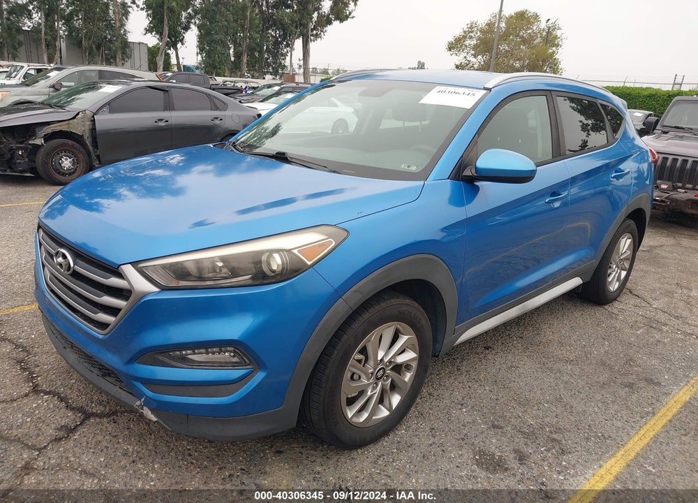 2017 HYUNDAI TUCSON SE VIN: KM8J33A48HU492081