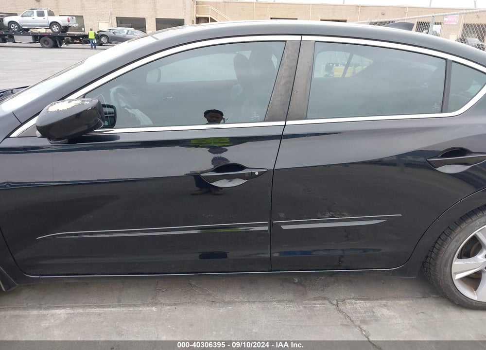 2015 ACURA ILX 2.0L VIN: 19VDE1F33FE005874